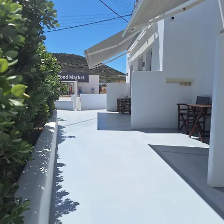 Harmony Naousa (Paros)